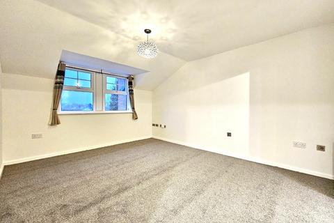 2 bedroom apartment to rent, Wellington Road, Timperley