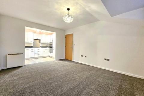 2 bedroom apartment to rent, Wellington Road, Timperley