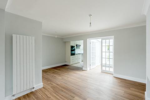 15 Lipgate Place, Portishead, Bristol, BS20 6QN