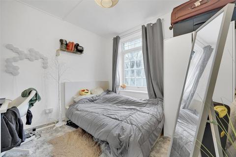 3 bedroom apartment for sale, Munden House, Bromley High Street, London, E3