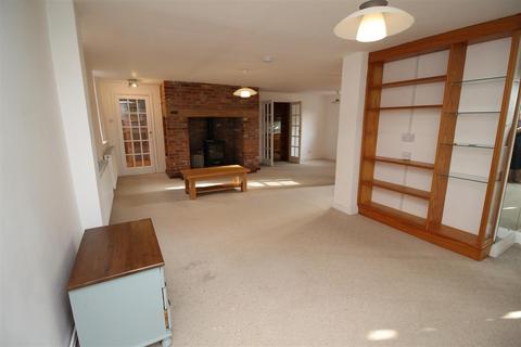 3 bedroom detached house to rent, Wissett