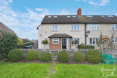 4 bedroom semi-detached house for sale, Red Oaks Mead, Epping CM16