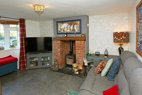 3 bedroom cottage for sale, Church Road, Donnington Wood