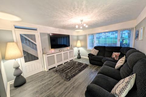 3 bedroom end of terrace house for sale, Wellwood, Kilwinning KA13