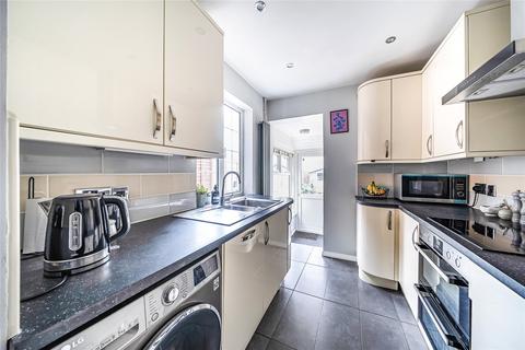 8 Thornhill Avenue, Surbiton, KT6 7SS