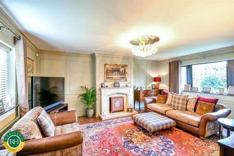 1 The Paddocks, Cusworth, Doncaster, DN5 7TW