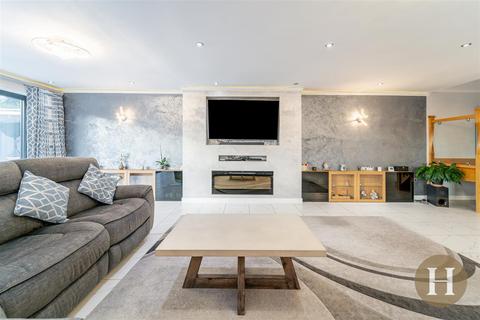 5 bedroom detached house for sale, Gilmorton Close, Harborne, Birmingham, B17