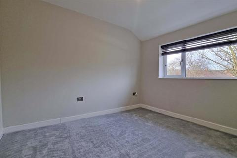 14 Arundel Road, Birmingham, B14 5TY