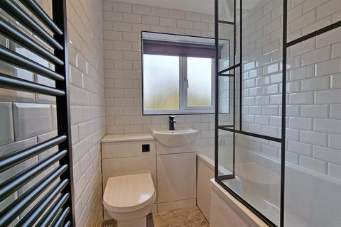 14 Arundel Road, Birmingham, B14 5TY