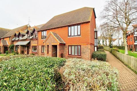 2 bedroom flat for sale, Church Bailey, Pevensey BN24