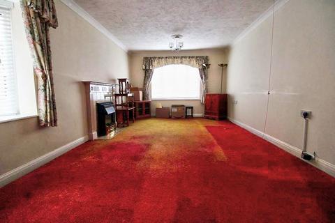 2 bedroom flat for sale, Church Bailey, Pevensey BN24