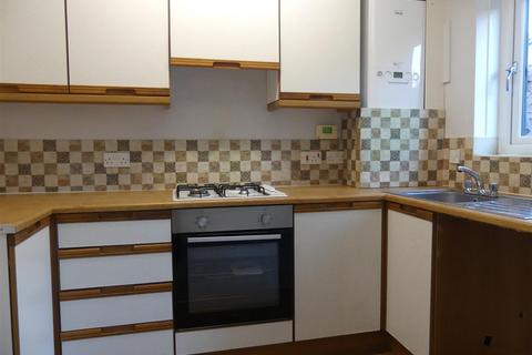 2 bedroom townhouse to rent, Airedale Mews, Keighley BD20