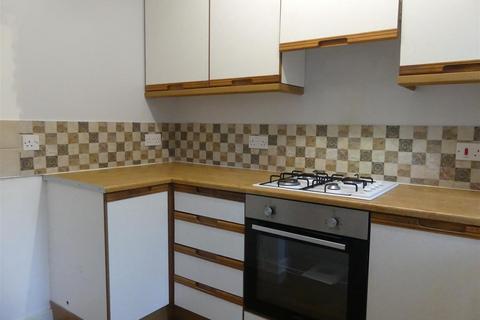 2 bedroom townhouse to rent, Airedale Mews, Keighley BD20