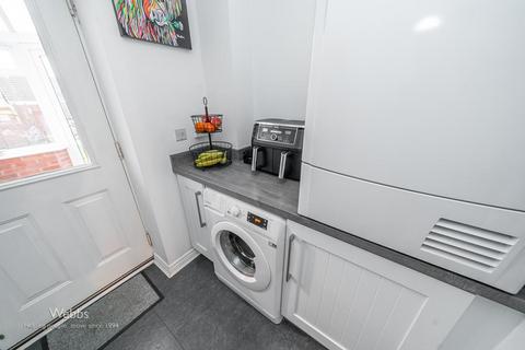 9 Hinges Road, Bloxwich, Walsall, WS3 2LL