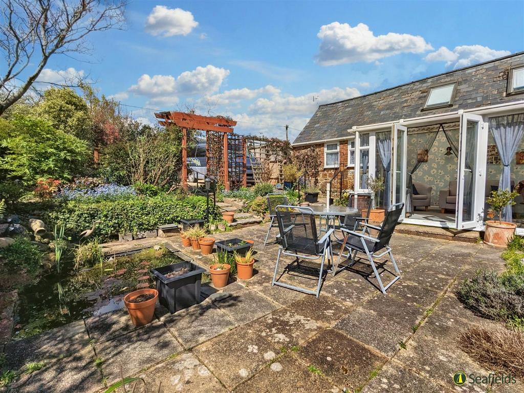 Garden &amp; Rear