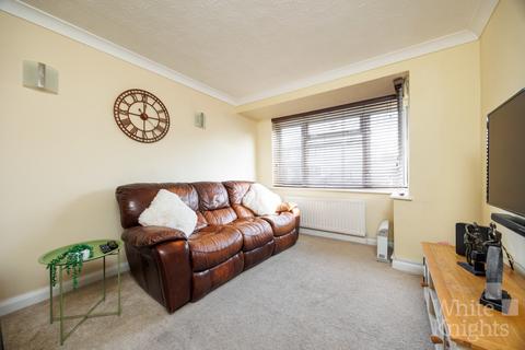 3 bedroom semi-detached house for sale, Westlands Avenue, Reading RG2