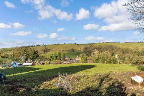 3 bedroom character property for sale, Canterbury Road, Lydden, Dover, Kent