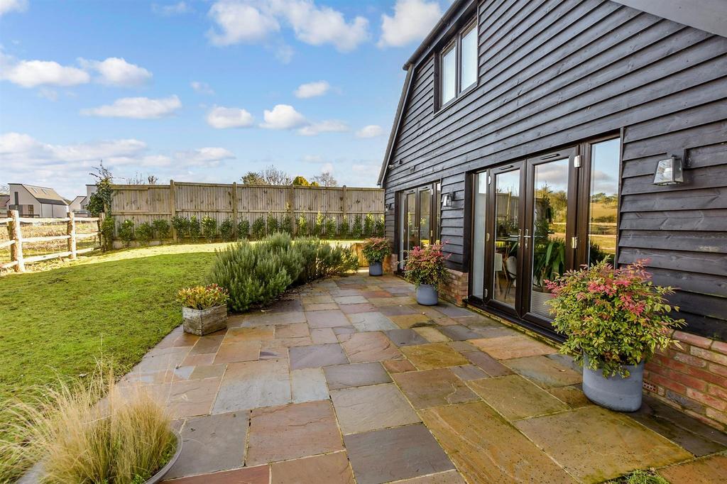 Patio / Decking