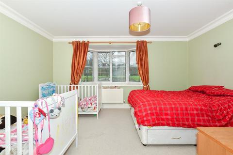 4 bedroom end of terrace house for sale, Cloudberry Close, Maidstone, Kent