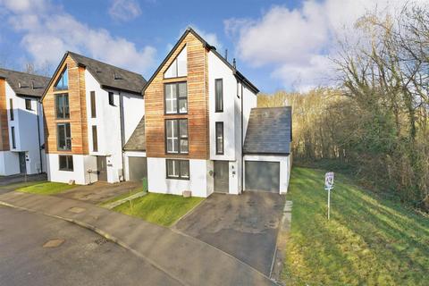 4 bedroom detached house for sale, Springate Close, Walderslade, Kent