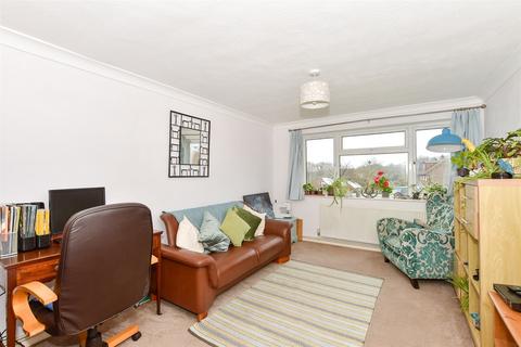 1 bedroom ground floor flat for sale, Brook Close, Crowborough, East Sussex