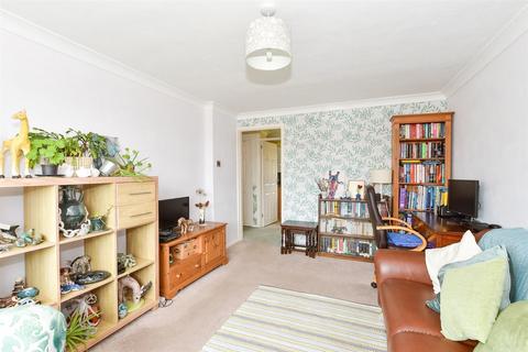 1 bedroom ground floor flat for sale, Brook Close, Crowborough TN6