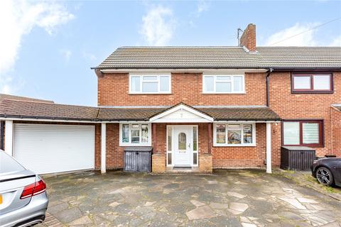 7 Howe Close, Romford, RM7 8JL