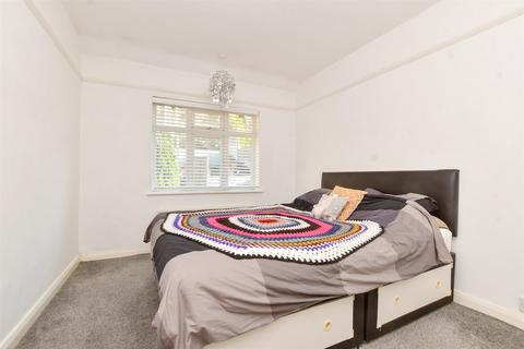 3 bedroom terraced house for sale, Famet Gardens, Kenley, Surrey