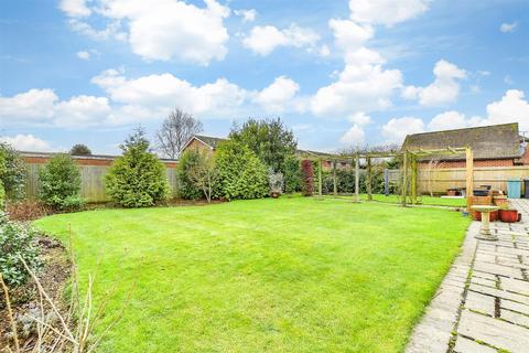 3 bedroom detached bungalow for sale, Horseshoes Lane, Langley, Maidstone, Kent