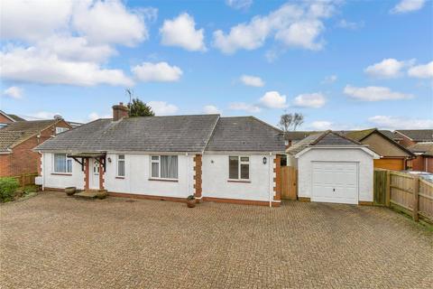 3 bedroom detached bungalow for sale, Horseshoes Lane, Langley, Maidstone, Kent