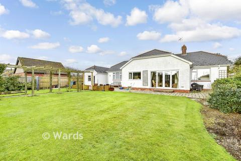 3 bedroom detached bungalow for sale, Horseshoes Lane, Langley, Maidstone, Kent