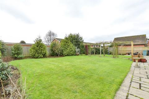 3 bedroom detached bungalow for sale, Horseshoes Lane, Langley, Maidstone, Kent
