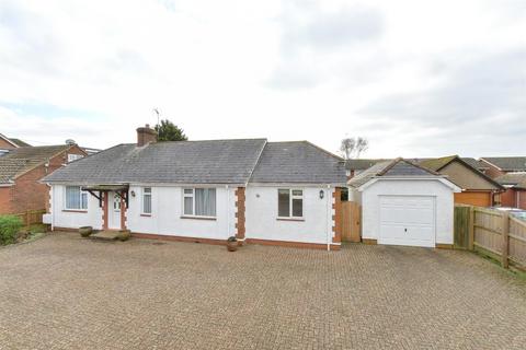 3 bedroom detached bungalow for sale, Horseshoes Lane, Langley, Maidstone, Kent