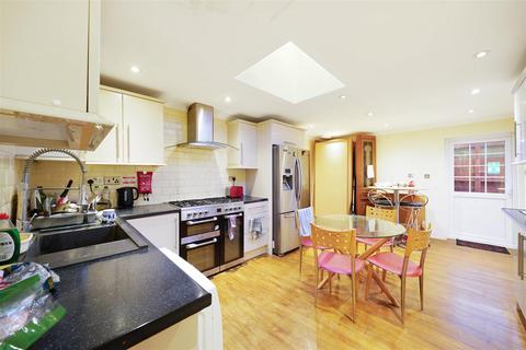 7 bedroom detached house for sale, Great West Road, Osterley TW5