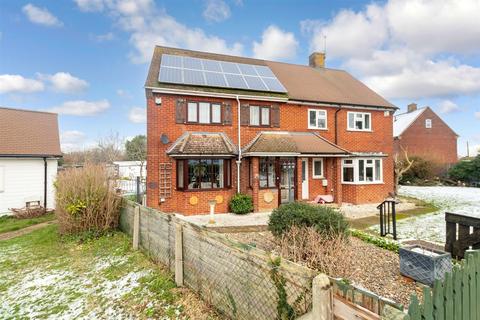 3 bedroom semi-detached house for sale, Arnold Avenue, Meopham, Kent