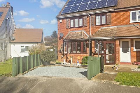 3 bedroom semi-detached house for sale, Arnold Avenue, Meopham, Kent