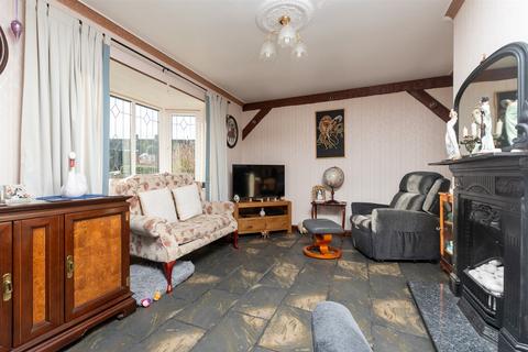 19 Arnold Avenue, Meopham, Gravesend, DA13 0NU