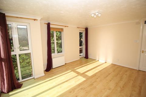 2 bedroom apartment to rent, Sovereigns Quay, Bedford, MK40