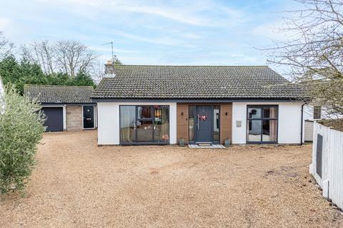 5 bedroom detached bungalow for sale, Glebe Avenue, Kettering NN15