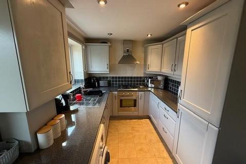 3 bedroom semi-detached house for sale, Redwood Close, Idlethorpe, Bradford