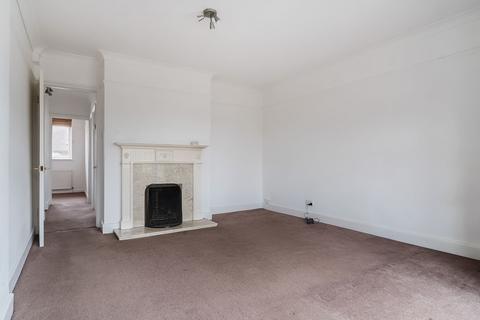 2 bedroom flat for sale, St. Peters Road, Petersfield, GU32