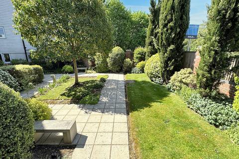 undefined, Blackbridge Lane, Horsham, RH12