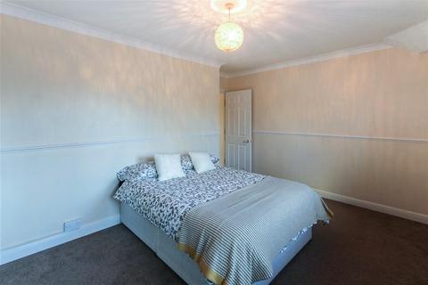 2 bedroom flat to rent, Sophia Walk, Cardiff CF11