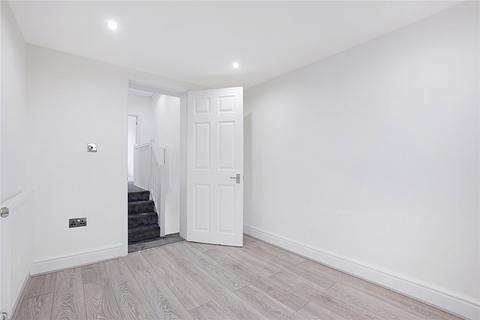 18 Broomfield Road, Swanscombe, DA10 0LT