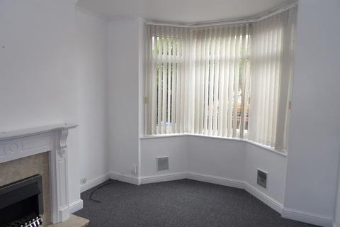 3 bedroom end of terrace house to rent, Wentworth Road Doncaster Wheatley