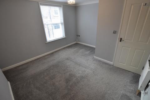 1 bedroom flat to rent, East Street, Wimborne, BH21