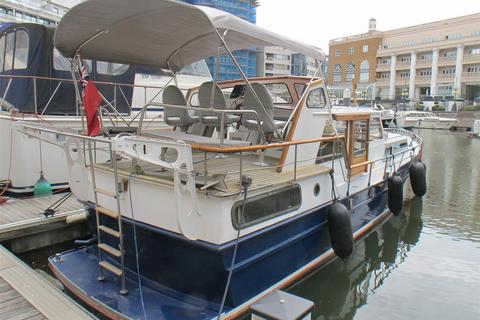 1 bedroom houseboat for sale, Chelsea HArbour, london SW10