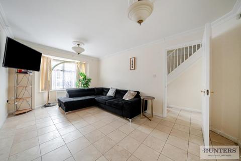 4 bedroom house for sale, Greenhaven Drive, Thamesmead