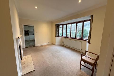 3 bedroom detached bungalow to rent, Gaulby Lane, Leicester LE2