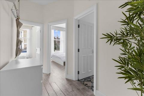 undefined, Elgin Crescent , London, W11